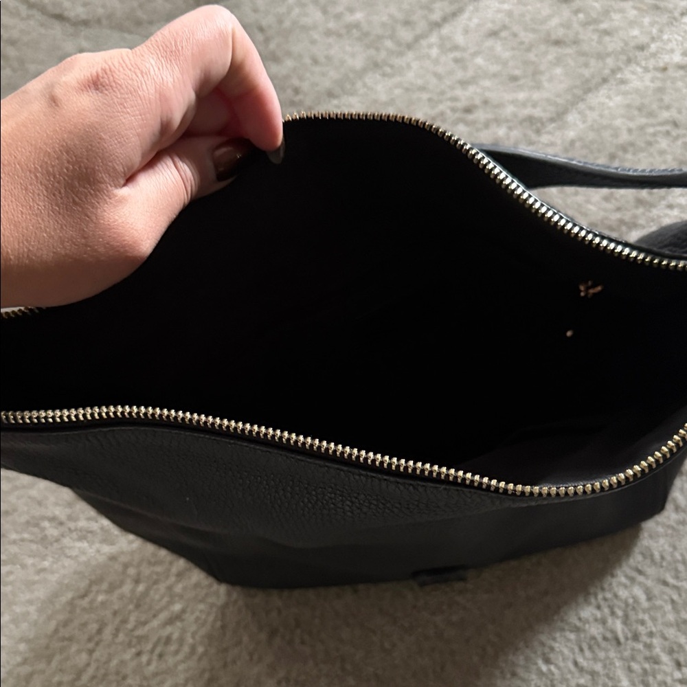 Furla Black Leather Shoulder Bag - Picture 6 of 9